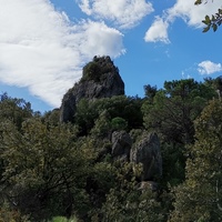 Photo de France - Le Cirque de Mourèze et le Lac du Salagou